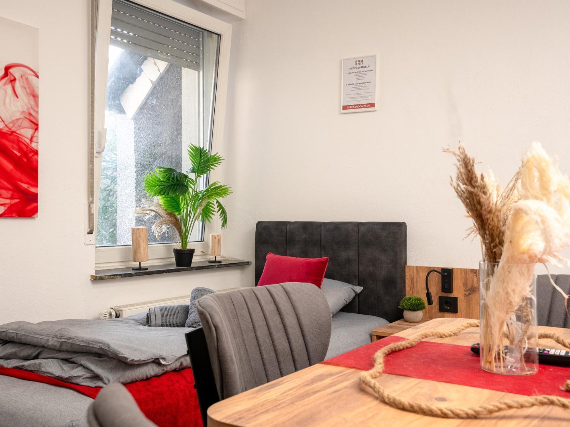 Serviceroom24 - Apartment 4 In Herten Wlan - Smart-Tv - 24-7 Check-In Und Kueche Екстер'єр фото