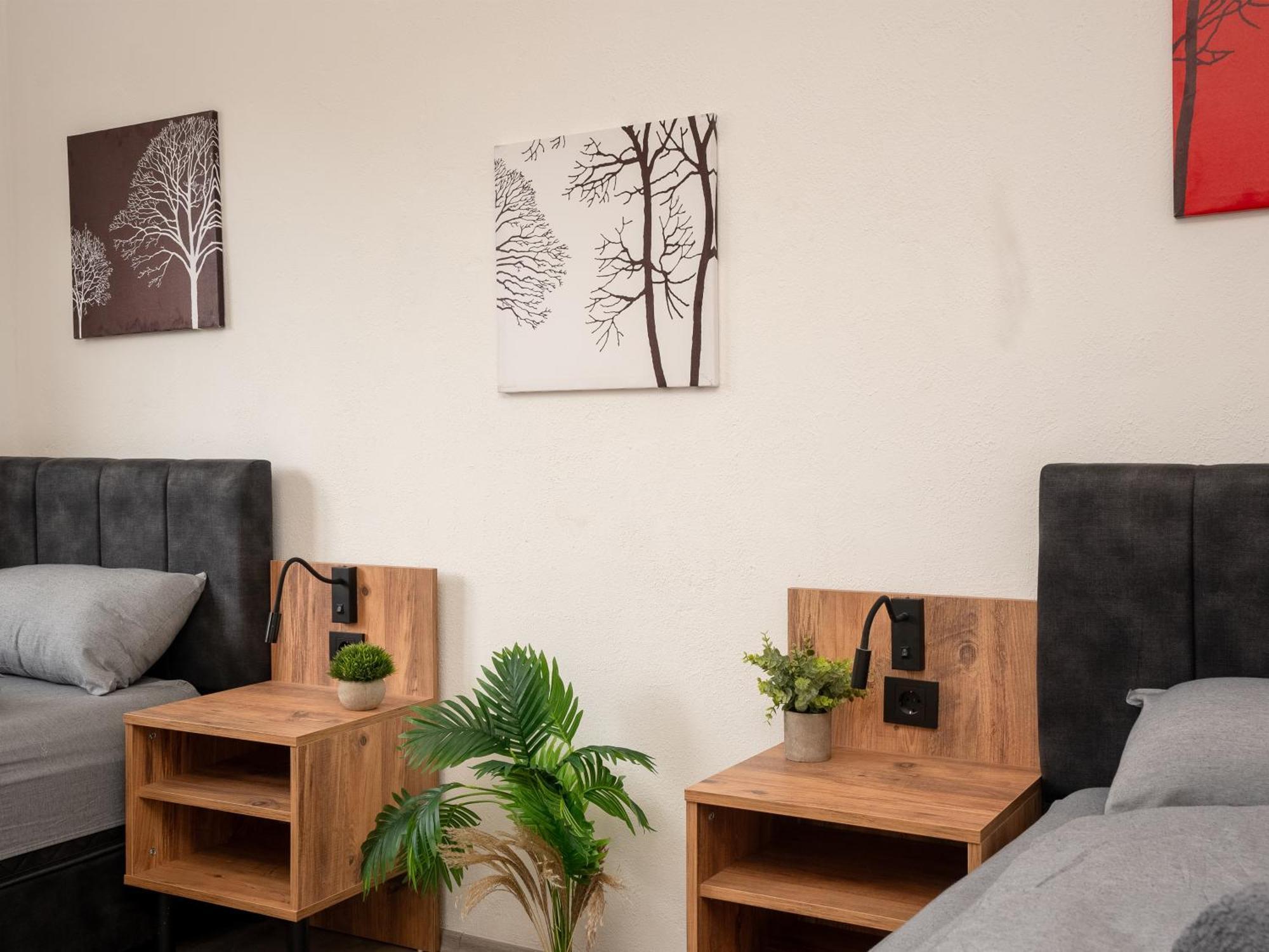 Serviceroom24 - Apartment 4 In Herten Wlan - Smart-Tv - 24-7 Check-In Und Kueche Екстер'єр фото